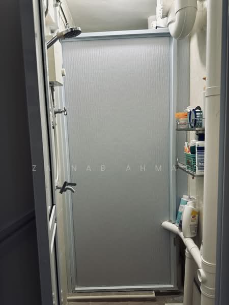 37 Circuit Road, 37 Circuit Road, Room Rental, 200 sqft, HDB Flat For Rent, by Zainab Ahmad, 500223685 - Bathroom - PropertyGuru.com.sg