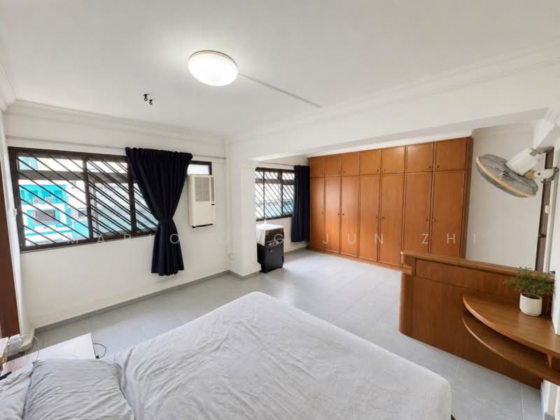 250 Choa Chu Kang Avenue 2, 250 Choa Chu Kang Avenue 2, 4 Bedrooms, 1,356 sqft, HDB Flat For Sale, by Mario Ong Jun Zhi, 500223691 - Master Bedroom - PropertyGuru.com.sg