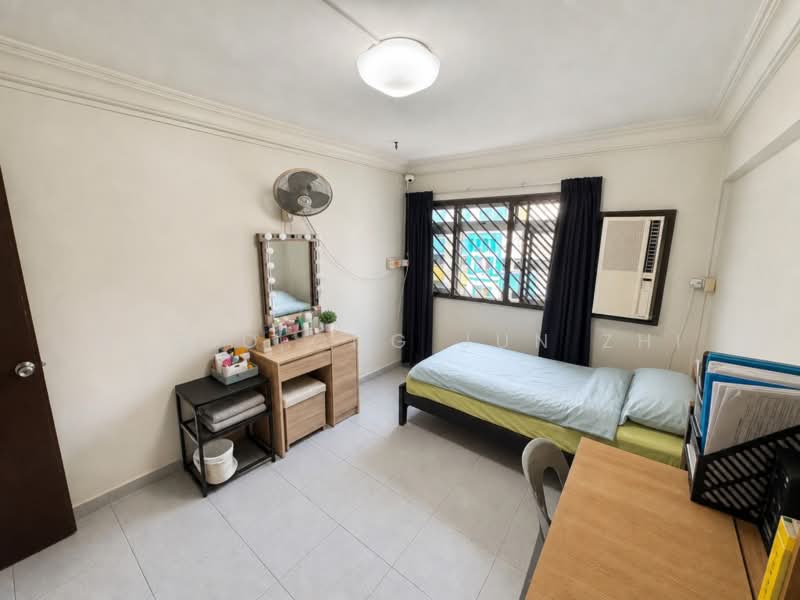 250 Choa Chu Kang Avenue 2, 250 Choa Chu Kang Avenue 2, 4 Bedrooms, 1,356 sqft, HDB Flat For Sale, by Mario Ong Jun Zhi, 500223691 - Bedroom 2 - PropertyGuru.com.sg