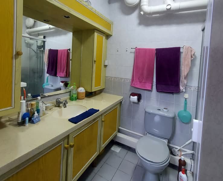 352C Canberra Road, 352C Canberra Road, 3 Bedrooms, 1,205 sqft, HDB Flat For Sale, by Eric Yip, 500223695 - Bathroom - PropertyGuru.com.sg