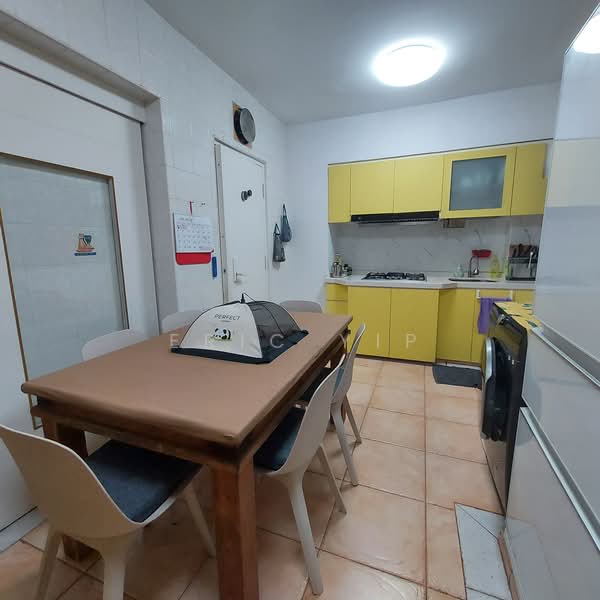352C Canberra Road, 352C Canberra Road, 3 Bedrooms, 1,205 sqft, HDB Flat For Sale, by Eric Yip, 500223695 - Kitchen - PropertyGuru.com.sg