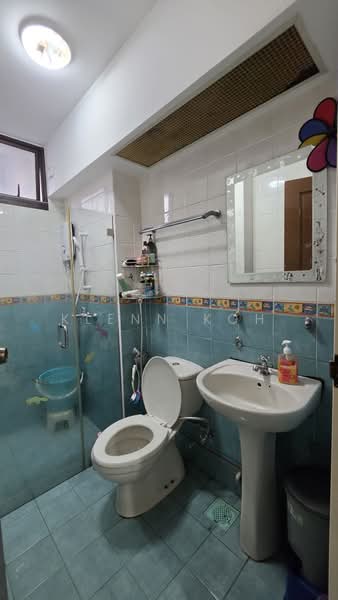 630 Senja Road, 630 Senja Road, 3 Bedrooms, 1,184 sqft, HDB Flat For Sale, by Klenn Koh, 500223696 - Bathroom - PropertyGuru.com.sg