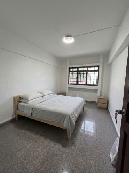 135 Potong Pasir Avenue 3, 135 Potong Pasir Avenue 3, 3 Bedrooms, 1,108 sqft, HDB Flat For Sale, by Anthony Sentosa, 500223701 - Bedroom - PropertyGuru.com.sg