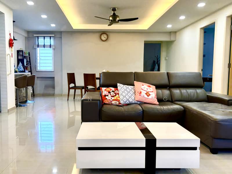 497H Tampines Street 45, 497H Tampines Street 45, 3 Bedrooms, 1,399 sqft, HDB Flat For Sale, by Lean Cheong, 500223708 - Living Room - PropertyGuru.com.sg