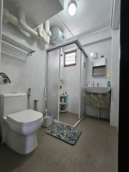 53 Geylang Bahru, 53 Geylang Bahru, 3 Bedrooms, 1,259 sqft, HDB Flat For Sale, by Tiffany Zheng, 500223715 - Bathroom - PropertyGuru.com.sg