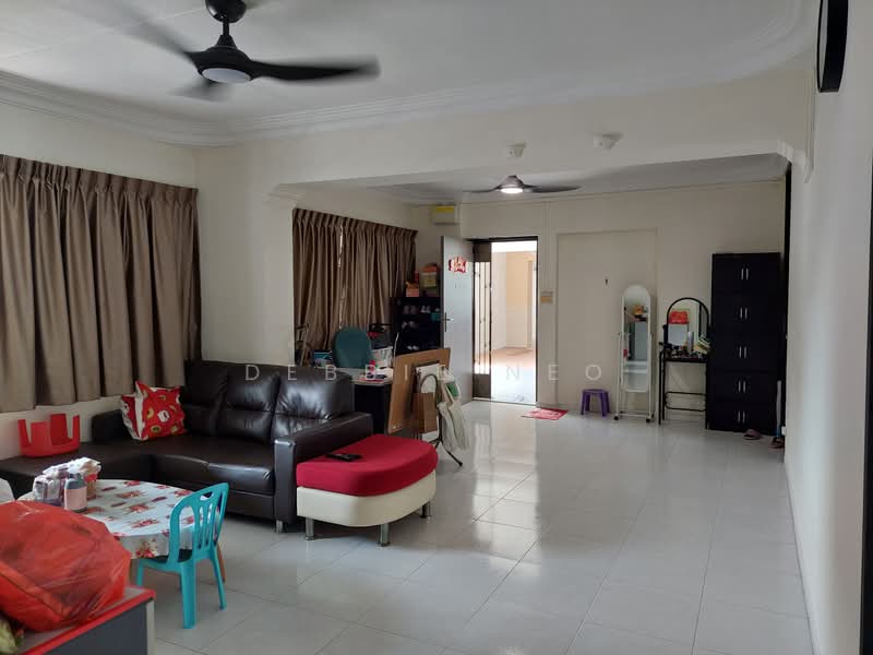 548 Hougang Street 51, 548 Hougang Street 51, Room Rental, 150 sqft, HDB Flat For Rent, by Debbie Neo, 500223723 - Living Room - PropertyGuru.com.sg