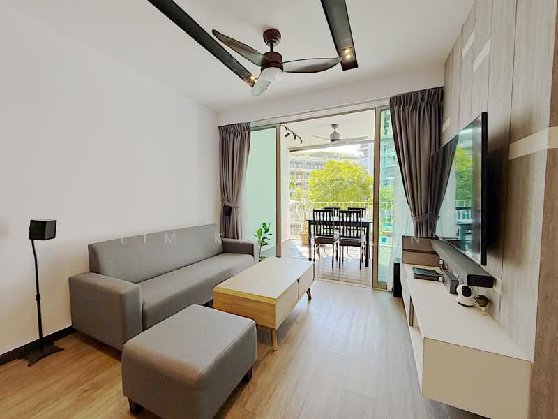 475C Upper Serangoon Crescent, 475C Upper Serangoon Crescent, 3 Bedrooms, 990 sqft, HDB Flat For Sale, by Lim Kai Vearn, 500223735 - Living Room - PropertyGuru.com.sg