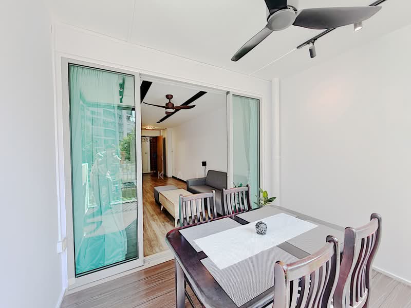 475C Upper Serangoon Crescent, 475C Upper Serangoon Crescent, 3 Bedrooms, 990 sqft, HDB Flat For Sale, by Lim Kai Vearn, 500223735 - Living Room - PropertyGuru.com.sg