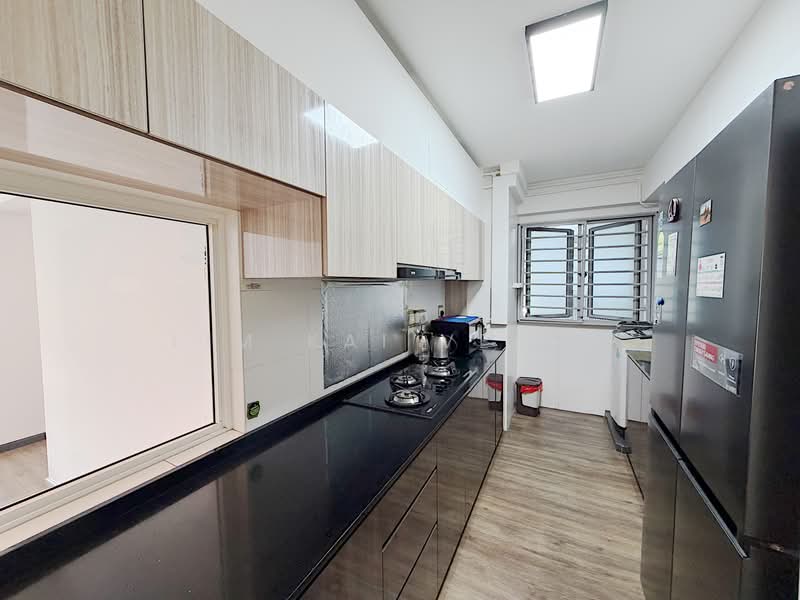 475C Upper Serangoon Crescent, 475C Upper Serangoon Crescent, 3 Bedrooms, 990 sqft, HDB Flat For Sale, by Lim Kai Vearn, 500223735 - Kitchen - PropertyGuru.com.sg