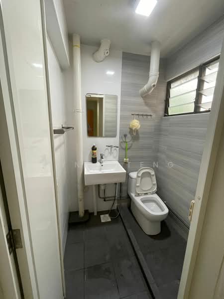 111 Yishun Ring Road, 111 Yishun Ring Road, Room Rental, 120 sqft, HDB Flat For Rent, by Wynes Teng, 500223760 - Bathroom - PropertyGuru.com.sg