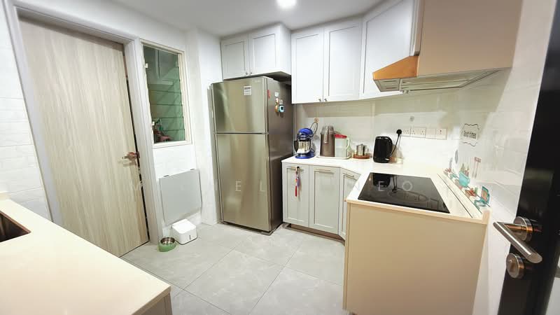 Rafflesia Condo, 33 Bishan Street 21, 3 Bedrooms, 1,216 sqft, Condominium For Sale, by Michelle Neo, 500223763 - Kitchen - PropertyGuru.com.sg