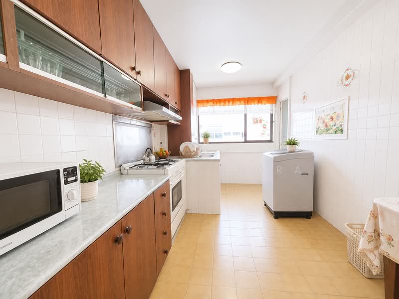 284 Yishun Avenue 6, 284 Yishun Avenue 6, 2 Bedrooms, 796 sqft, HDB Flat For Sale, by Natalie Indra, 500223773 - Kitchen - PropertyGuru.com.sg
