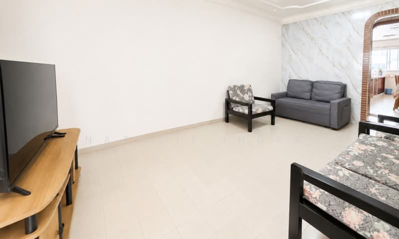 284 Yishun Avenue 6, 284 Yishun Avenue 6, 2 Bedrooms, 796 sqft, HDB Flat For Sale, by Natalie Indra, 500223773 - Living Room - PropertyGuru.com.sg
