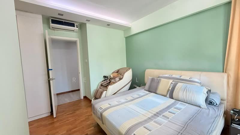 Whitewater, 25 Pasir Ris Street 72, 3 Bedrooms, 1,141 sqft, Executive Condominium For Sale, by Renne Lim, 500223778 - Bedroom - PropertyGuru.com.sg