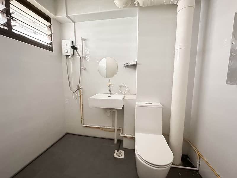 419 Hougang Avenue 8, 419 Hougang Avenue 8, 4 Bedrooms, 1,162 sqft, HDB Flat For Sale, by Sheryl Koh, 500223783 - Bathroom - PropertyGuru.com.sg