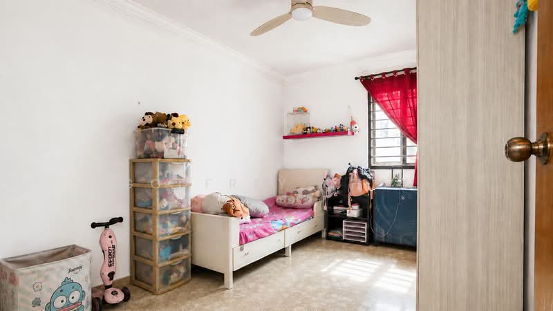 636 Hougang Avenue 8, 636 Hougang Avenue 8, 3 Bedrooms, 904 sqft, HDB Flat For Sale, by Godfrey Chan, 500223787 - Bedroom - PropertyGuru.com.sg