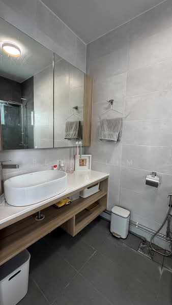 680A Jurong West Central 1, 680A Jurong West Central 1, 4 Bedrooms, 1,442 sqft, HDB Flat For Sale, by Renne Lim, 500223793 - Bathroom - PropertyGuru.com.sg