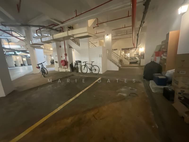 Kew Green, 37 Kew Crescent, 4 Bedrooms, 3,885 sqft, Condominium For Sale, by Marie Gates, 500223794 - Parking bay for your own 2 cars - PropertyGuru.com.sg