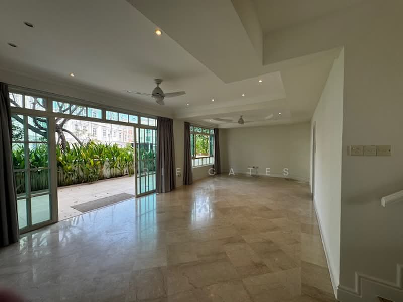Kew Green, 37 Kew Crescent, 4 Bedrooms, 3,885 sqft, Condominium For Sale, by Marie Gates, 500223794 - Living Room is huge - PropertyGuru.com.sg