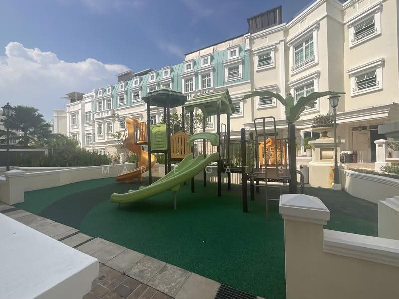 Kew Green, 37 Kew Crescent, Bedok / Upper East Coast, 4 Bedrooms, 3,885 sqft, Condominium For Sale, by Marie Gates, 500223794 - Newly designed playground - PropertyGuru.com.sg