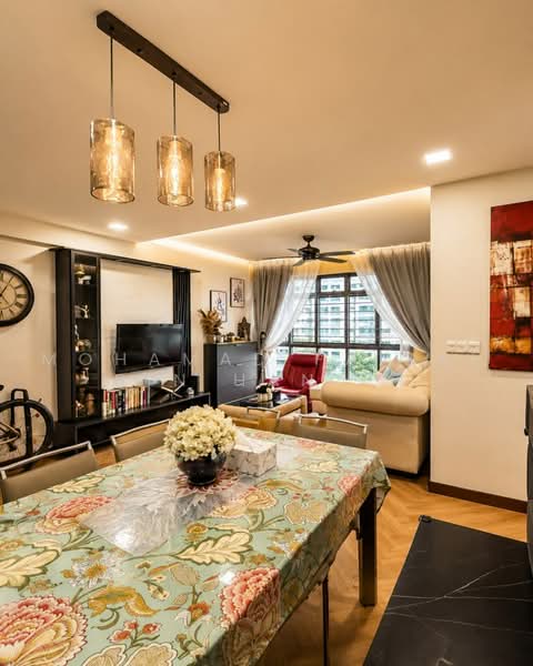 456 Segar Road, 456 Segar Road, 3 Bedrooms, 1,001 sqft, HDB Flat For Sale, by Mohamad Faizal Bin Hanafi, 500223797 - Living Room - PropertyGuru.com.sg