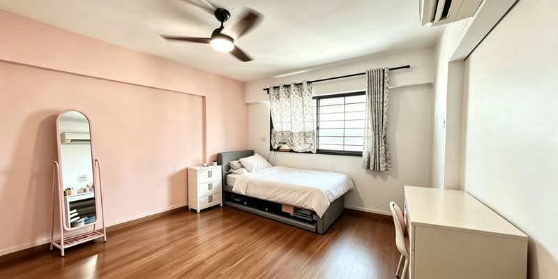 51 Teban Gardens Road, 51 Teban Gardens Road, 4 Bedrooms, 1,572 sqft, HDB Flat For Sale, by Elson Wang, 500223805 - Bedroom - PropertyGuru.com.sg