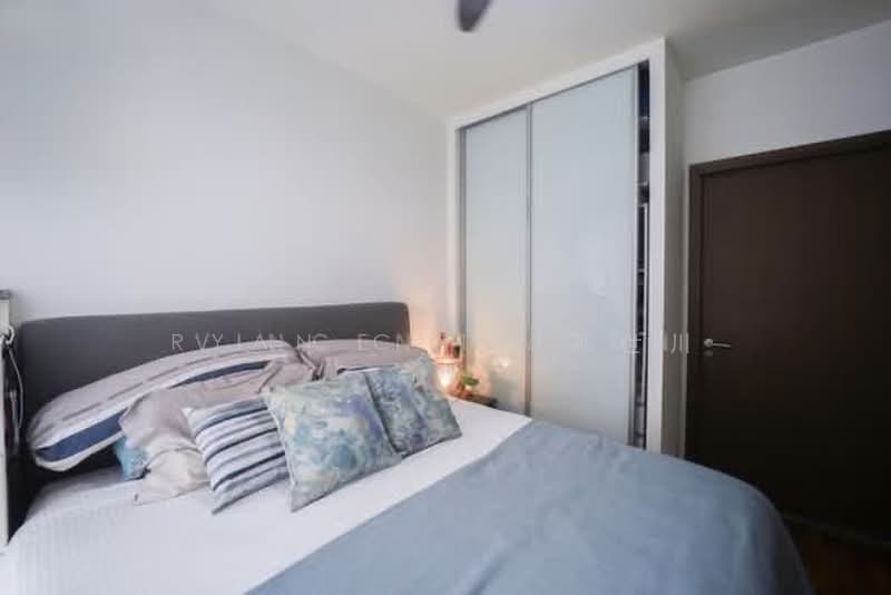 Parc Centros, 82 Punggol Central, 3 Bedrooms, 990 sqft, Condominium For Sale, by Ryan Chin 陈世川, 500223807 - Master Bedroom - PropertyGuru.com.sg