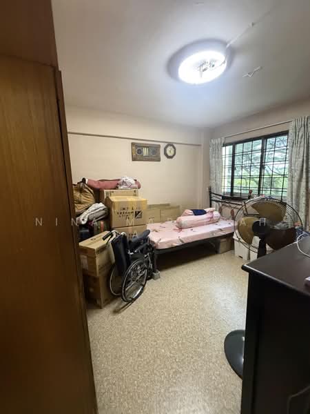 32 Holland Close, 32 Holland Close, 2 Bedrooms, 635 sqft, HDB Flat For Sale, by Nina Marjinah Sairi, 500223819 - Bedroom - PropertyGuru.com.sg