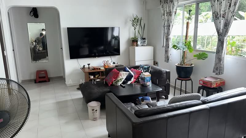 267 Bukit Batok East Avenue 4, 267 Bukit Batok East Avenue 4, Room Rental, 120 sqft, HDB Flat For Rent, by Annie Chia, 500223834 - Living Room - PropertyGuru.com.sg