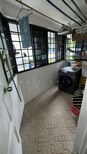 267 Bukit Batok East Avenue 4, 267 Bukit Batok East Avenue 4, Room Rental, 120 sqft, HDB Flat For Rent, by Annie Chia, 500223834 - Balcony - PropertyGuru.com.sg