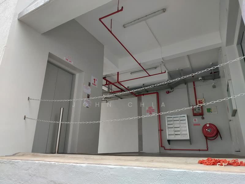Minwa Industrial Building, 39 Genting Lane, Macpherson / Potong Pasir, 1,304 sqft, Light Industrial (B1) For Rent, by John Chia, 500223837 - Lobby - CommercialGuru.com.sg