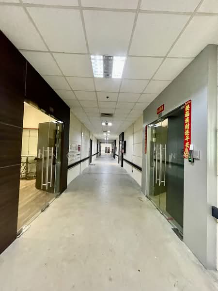 Paya Lebar 178, 178 Paya Lebar Road, 1,399 sqft, Light Industrial (B1) For Rent, by Wong Lay Hong Jen, 500223841 - Corridor - CommercialGuru.com.sg