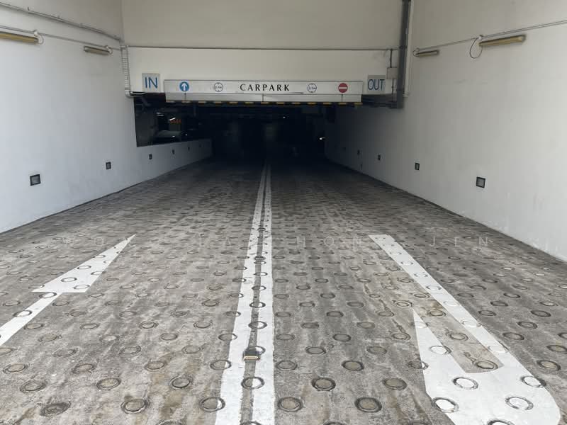Paya Lebar 178, 178 Paya Lebar Road, 1,399 sqft, Light Industrial (B1) For Rent, by Wong Lay Hong Jen, 500223841 - Car Park - CommercialGuru.com.sg