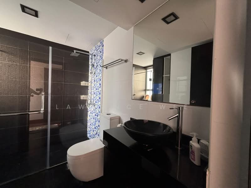 The Bayshore, 26 Bayshore Road, 2 Bedrooms, 1,012 sqft, Condominium For Rent, by Lawrence Wee, 500223861 - Bathroom - PropertyGuru.com.sg