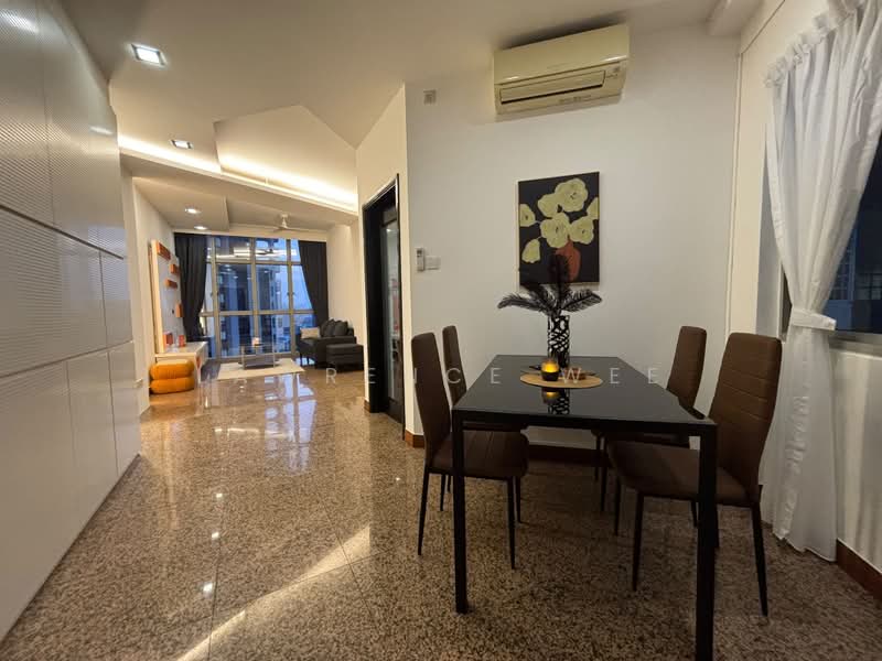 The Bayshore, 26 Bayshore Road, 2 Bedrooms, 1,012 sqft, Condominium For Rent, by Lawrence Wee, 500223861 - Living Room - PropertyGuru.com.sg