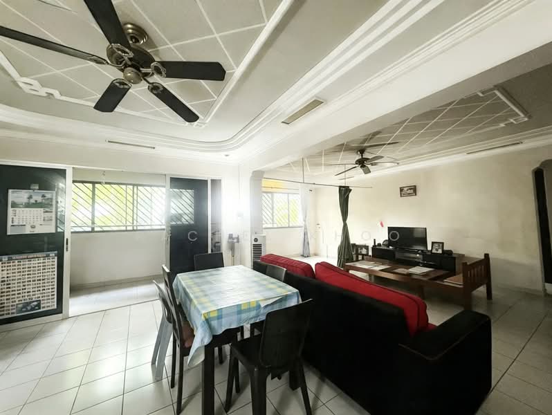 523 Serangoon North Avenue 4, 523 Serangoon North Avenue 4, 4 Bedrooms, 1,313 sqft, HDB Flat For Sale, by Rachel Khoo, 500223866 - Living Room - PropertyGuru.com.sg