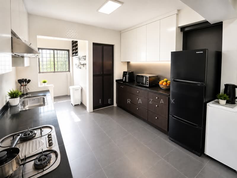 158 Jalan Teck Whye, 158 Jalan Teck Whye, 3 Bedrooms, 1,076 sqft, HDB Flat For Sale, by Robbie Razak, 500223867 - Kitchen - PropertyGuru.com.sg