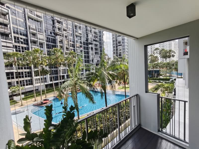 Prive, 35 Punggol Field, 3 Bedrooms, 1,055 sqft, Executive Condominium For Sale, by Alan Heng, 500223870 - Balcony - PropertyGuru.com.sg