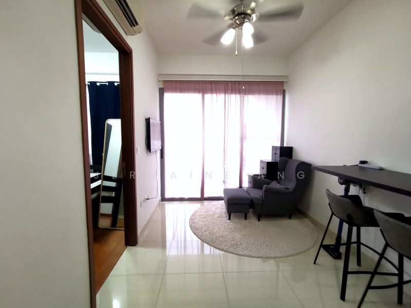 M66, 66 Moonstone Lane, 2 Bedrooms, 517 sqft, Condominium For Rent, by Jermaine Ang, 500223874 - Living Room - PropertyGuru.com.sg