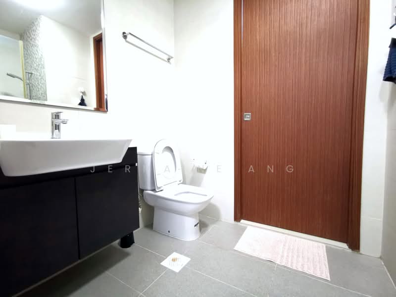 M66, 66 Moonstone Lane, 2 Bedrooms, 517 sqft, Condominium For Rent, by Jermaine Ang, 500223874 - Bathroom - PropertyGuru.com.sg