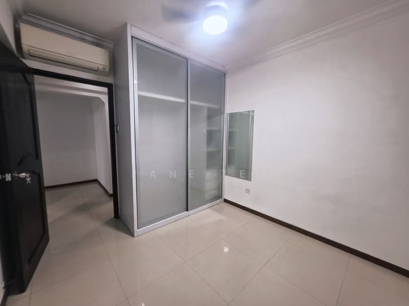 686B Jurong West Central 1, 686B Jurong West Central 1, 3 Bedrooms, 1,011 sqft, HDB Flat For Sale, by Jane Teo, 500223875 - Bedroom 2 - PropertyGuru.com.sg