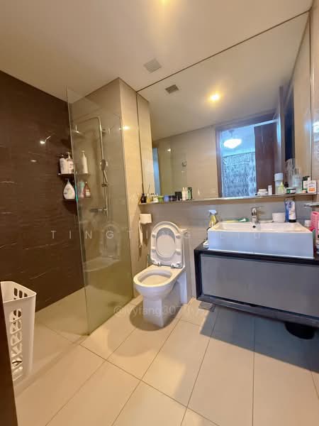 The Promenade @ Pelikat, 183 Jalan Pelikat, 3 Bedrooms, 1,378 sqft, Condominium For Sale, by Tingting Liu, 500223876 - Bathroom - PropertyGuru.com.sg
