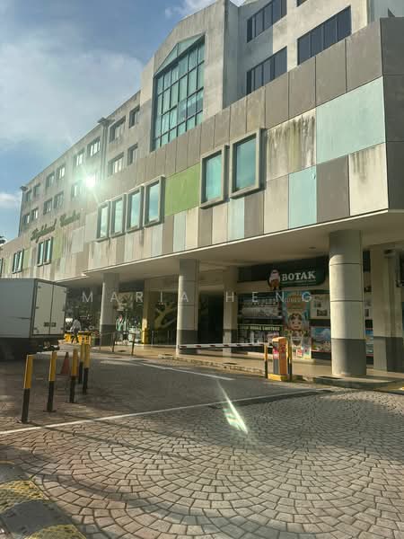 Highland Centre, 22 Yio Chu Kang Road, Hougang / Punggol / Sengkang, 248 sqft, Mall Shop For Rent, by Maria Heng, 500223888 - Exterior - CommercialGuru.com.sg