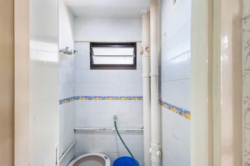 21 Chai Chee Road, 21 Chai Chee Road, 2 Bedrooms, 700 sqft, HDB Flat For Sale, by Jiayu Ng, 500223891 - Bathroom - PropertyGuru.com.sg