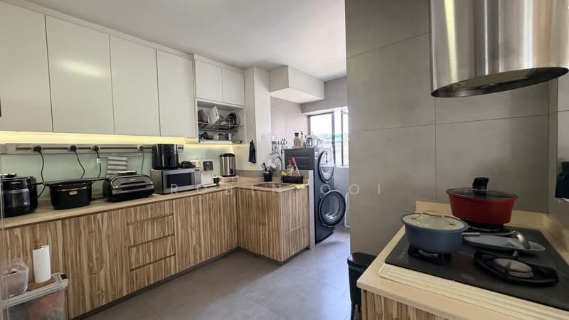 407 Jurong West Street 42, 407 Jurong West Street 42, 4 Bedrooms, 1,604 sqft, HDB Flat For Sale, by Robin Ooi, 500223893 - Kitchen - PropertyGuru.com.sg