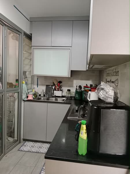 353B Anchorvale Lane, 353B Anchorvale Lane, 2 Bedrooms, 732 sqft, HDB Flat For Sale, by Suriani Mansoor, 500223898 - Kitchen - PropertyGuru.com.sg