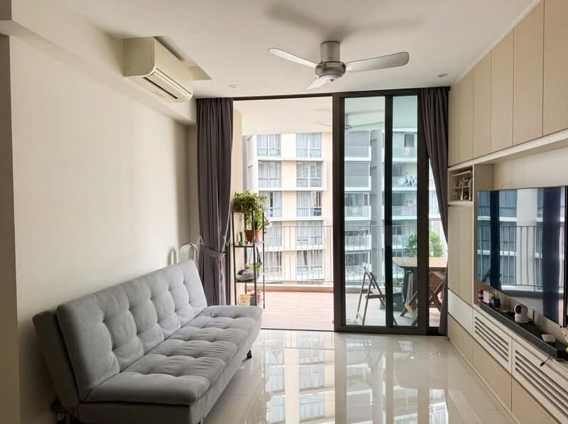 Treasure Crest, 54 Anchorvale Crescent, 3 Bedrooms, 1,152 sqft, Executive Condominium For Sale, by Ava See, 500223906 - Living Room - PropertyGuru.com.sg