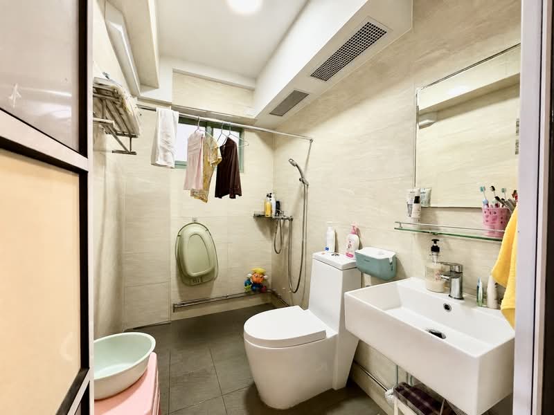 642B Punggol Drive, 642B Punggol Drive, 3 Bedrooms, 969 sqft, HDB Flat For Sale, by Eric Lee, 500223922 - Bathroom - PropertyGuru.com.sg