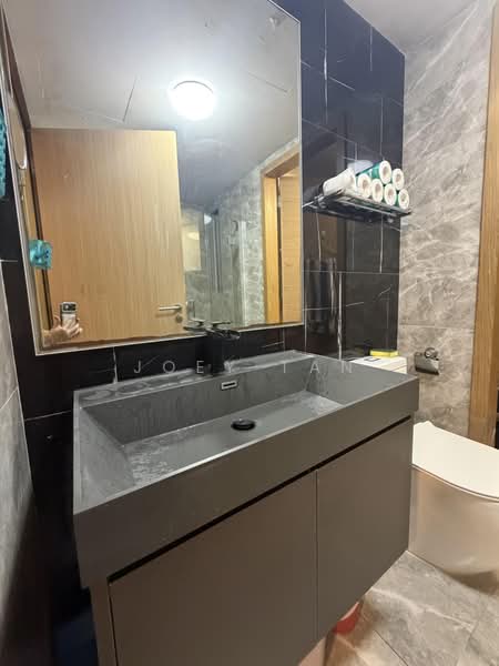 The Santorini, 21 Tampines Street 86, 1 Bedroom, 527 sqft, Condominium For Sale, by Joey Tan, 500223927 - Bathroom - PropertyGuru.com.sg