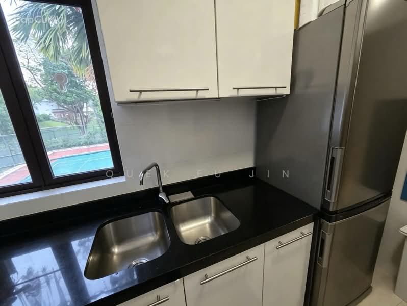 Tanglin Park, 5C Ridley Park, 2 Bedrooms, 1,033 sqft, Condominium For Sale, by Quek Fu Jin, 500223933 - Kitchen - PropertyGuru.com.sg